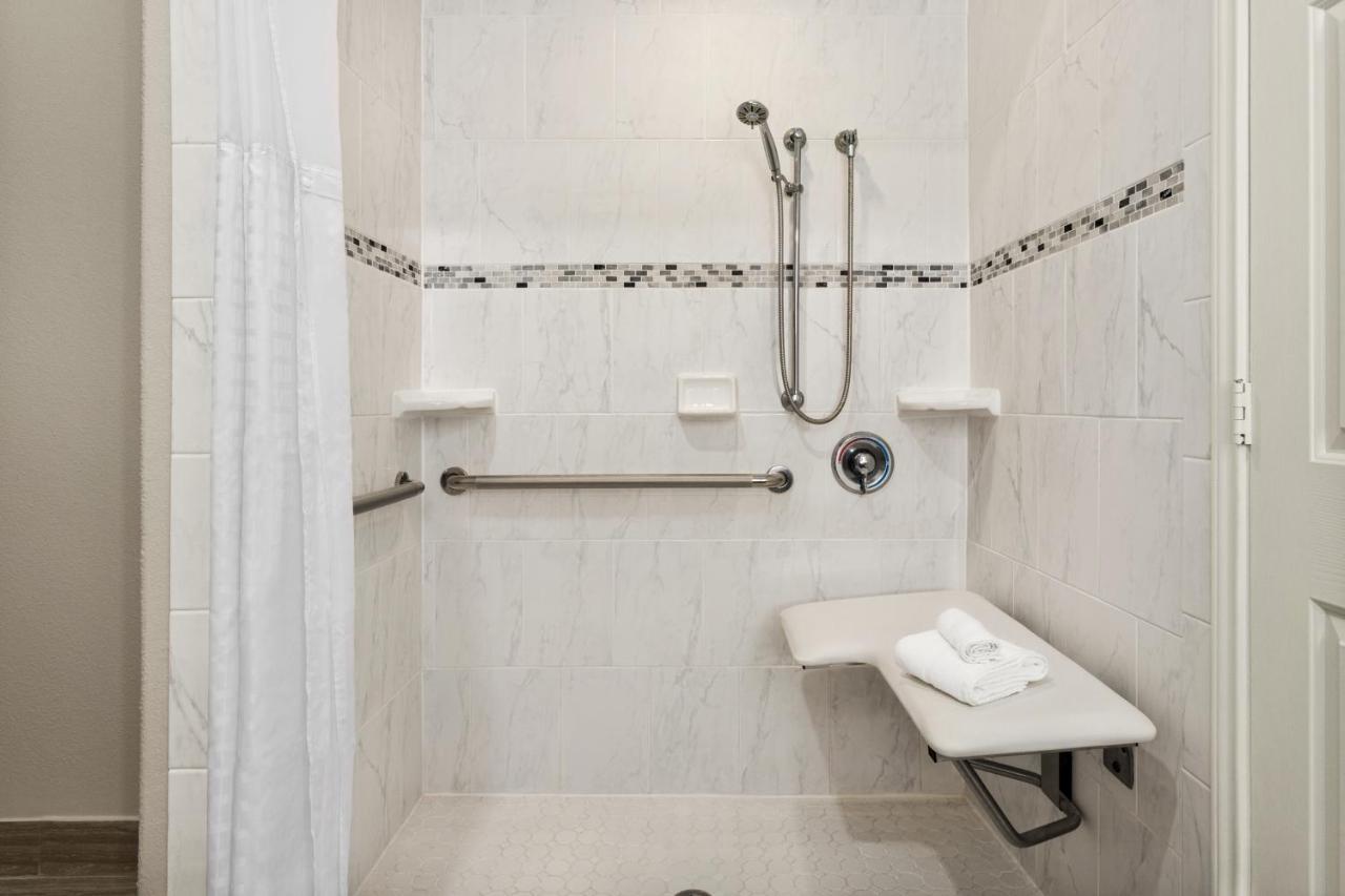 Hotel La Quinta By Wyndham North Brownsville