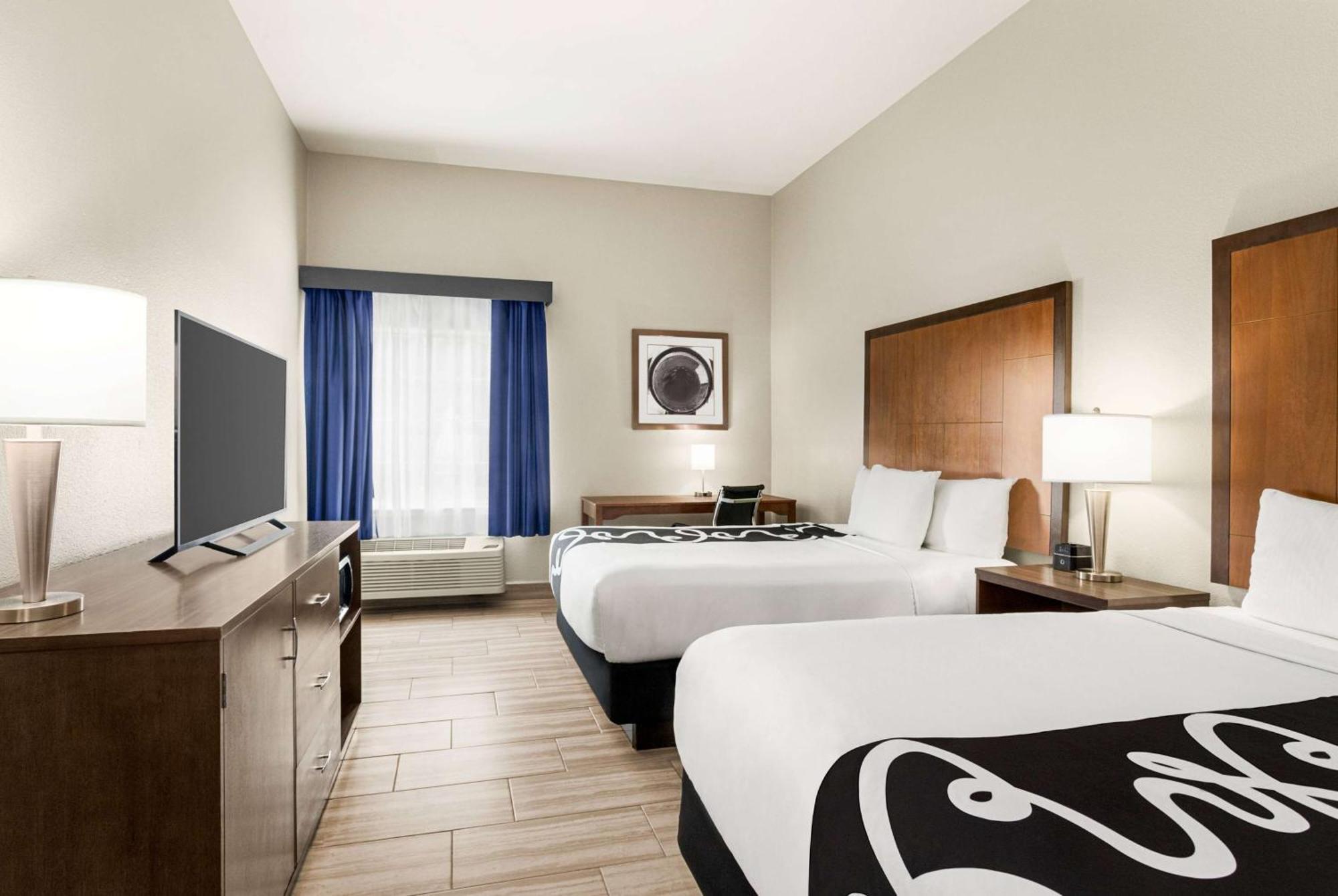 Hotel La Quinta By Wyndham North Brownsville