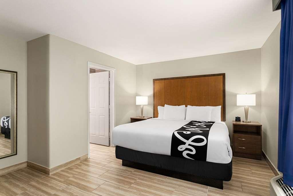 Hotel La Quinta By Wyndham North 3*