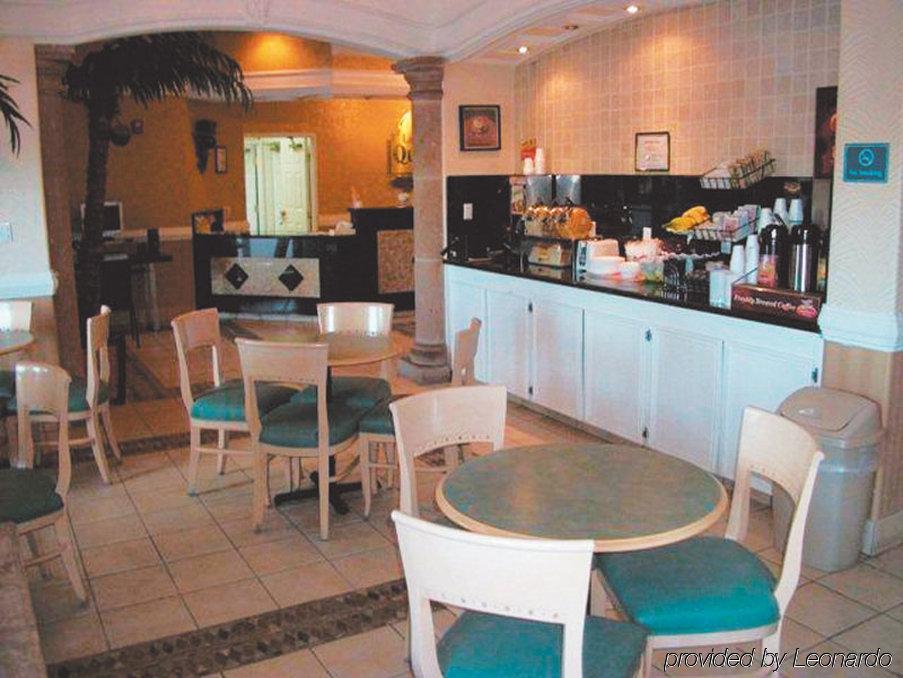 La Quinta By Wyndham North Hotel